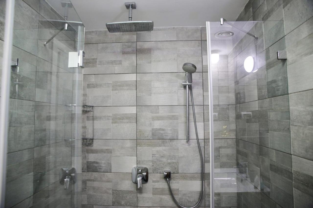 Appartement Yalarent Midtown Towers Tlv à Tel-Aviv Extérieur photo